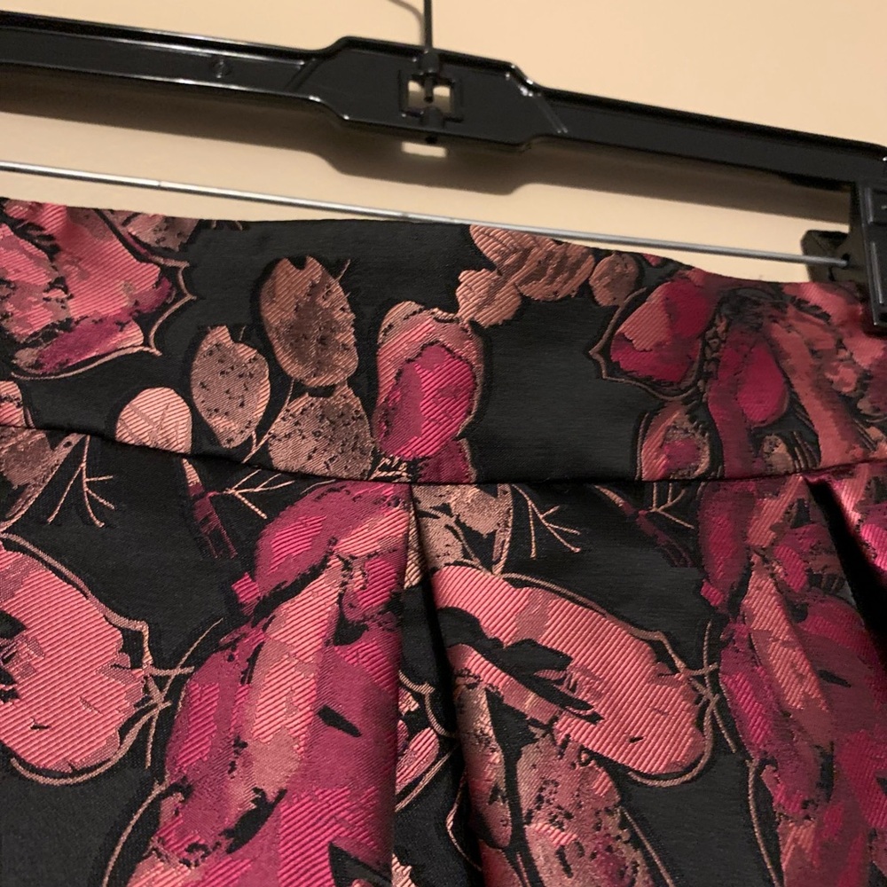 💥HP💥Eliza J. floral black & fuschia Jacquard elegant A-line midi skirt Size 10 - Picture 7 of 14